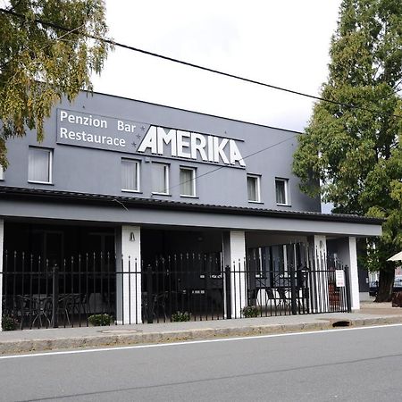 Restaurace A Hotel Amerika Havířov Εξωτερικό φωτογραφία